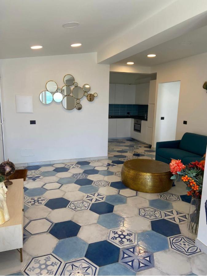 Suite Apartments Branco - Infinity Pool & Sea View - 5 Minuti Dal Centro Taormina Exterior foto